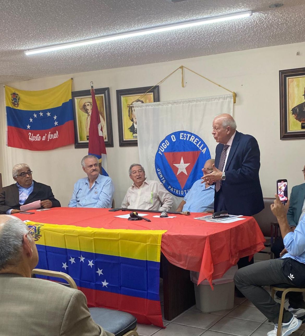 Tomas Regalado meets with leaders of the Venezuelan, Nicaraguan and Cuban exiles