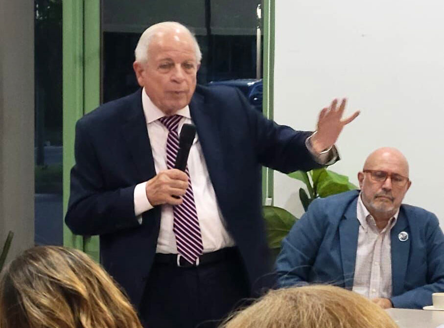 Exchanging ideas with the Community